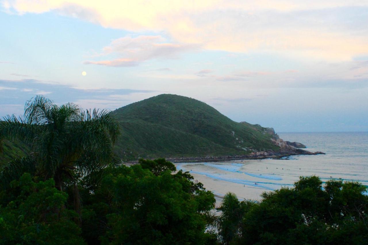 Chales Vale Da Lua - Praia Do Rosa Exteriör bild